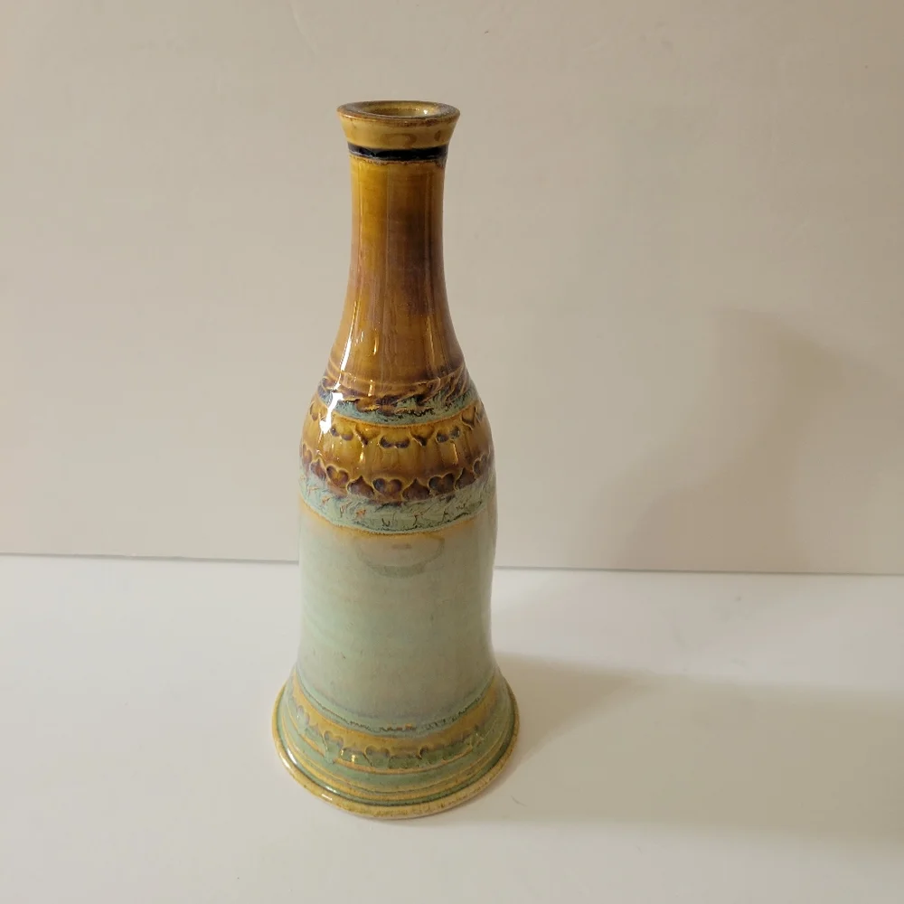 Dubin Art Pottery Vase Embossed Hearts